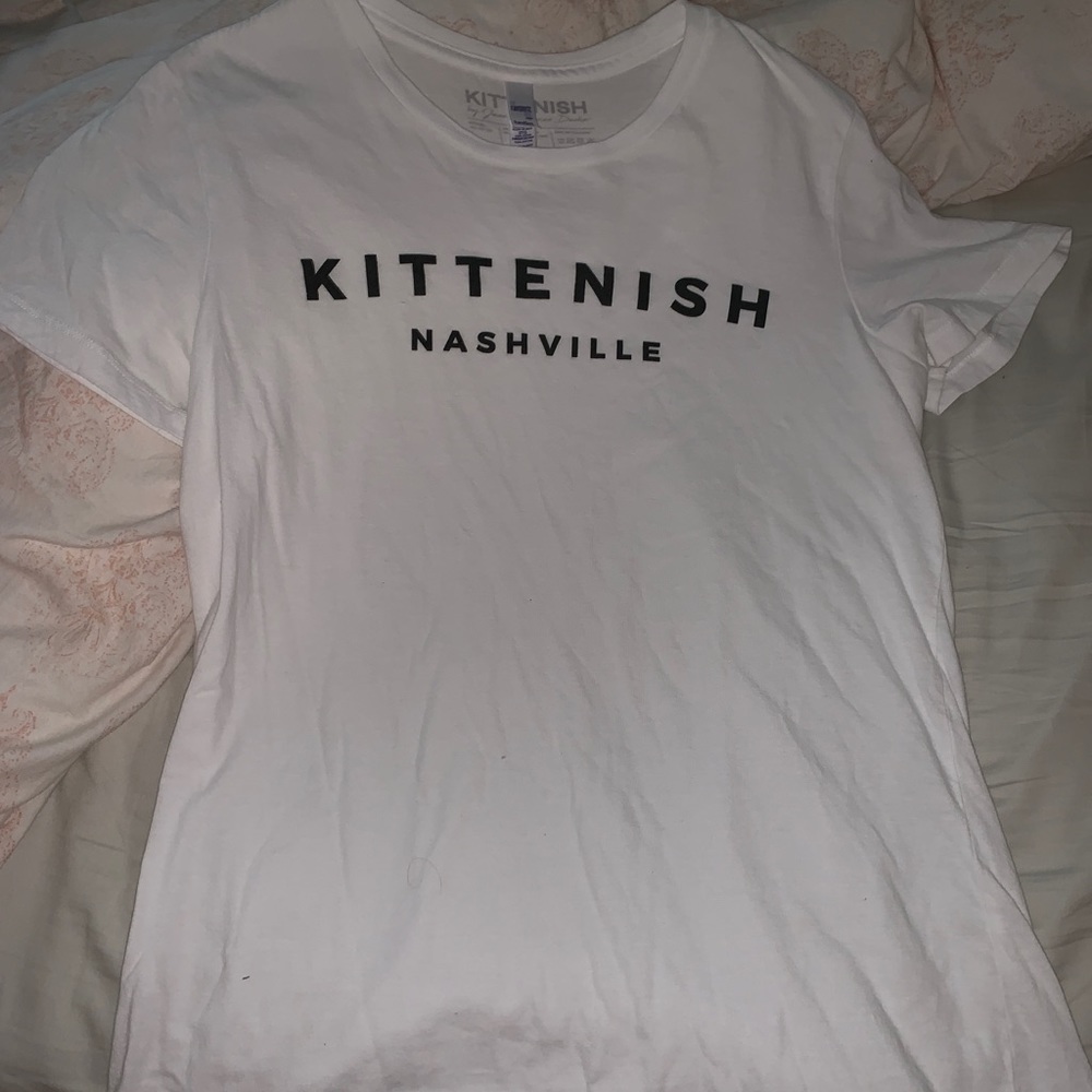 Kittenish Jessie James decker